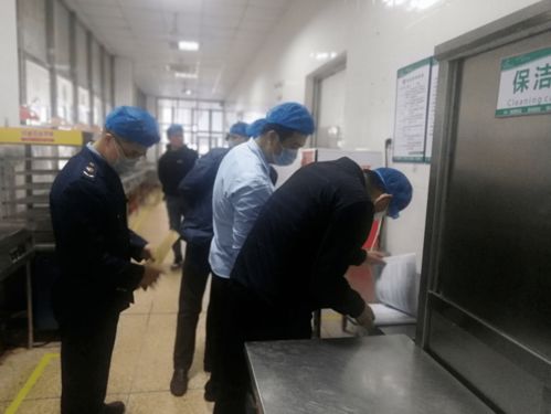 龍海一中食堂獲評(píng)A級(jí) 筑牢校園飲食安全防線，護(hù)航學(xué)子健康成長(zhǎng)